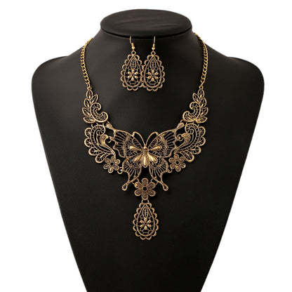 Ethnic Style Hollow Pattern Butterfly Short Clavicle Necklace Jewelry