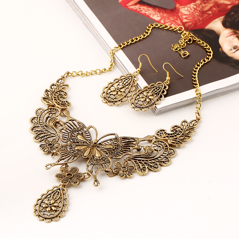 Ethnic Style Hollow Pattern Butterfly Short Clavicle Necklace Jewelry