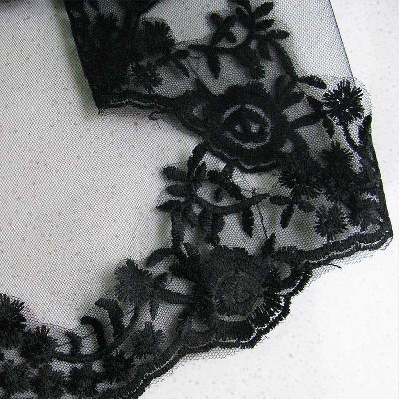 Halloween witch black lace veil